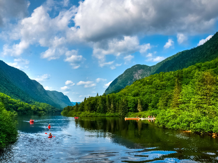 Kajakfahren auf dem Jacques-Cartier-Fluss