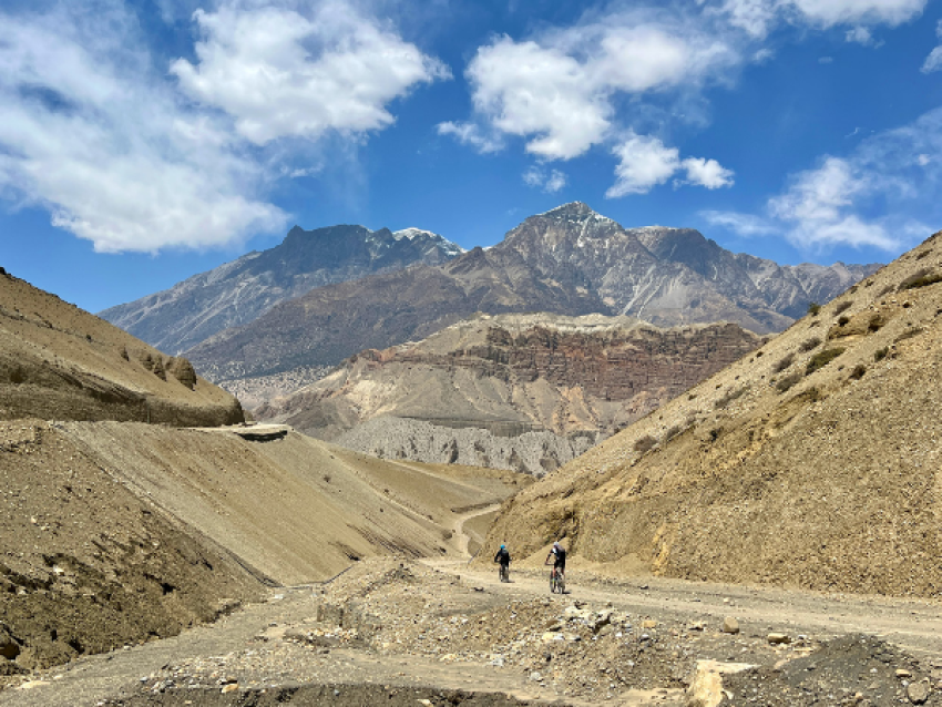 Chele in Syanboche